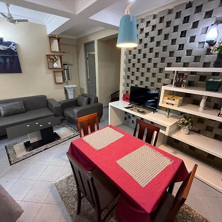 Kingdom Apartments 姆万扎 外观 照片